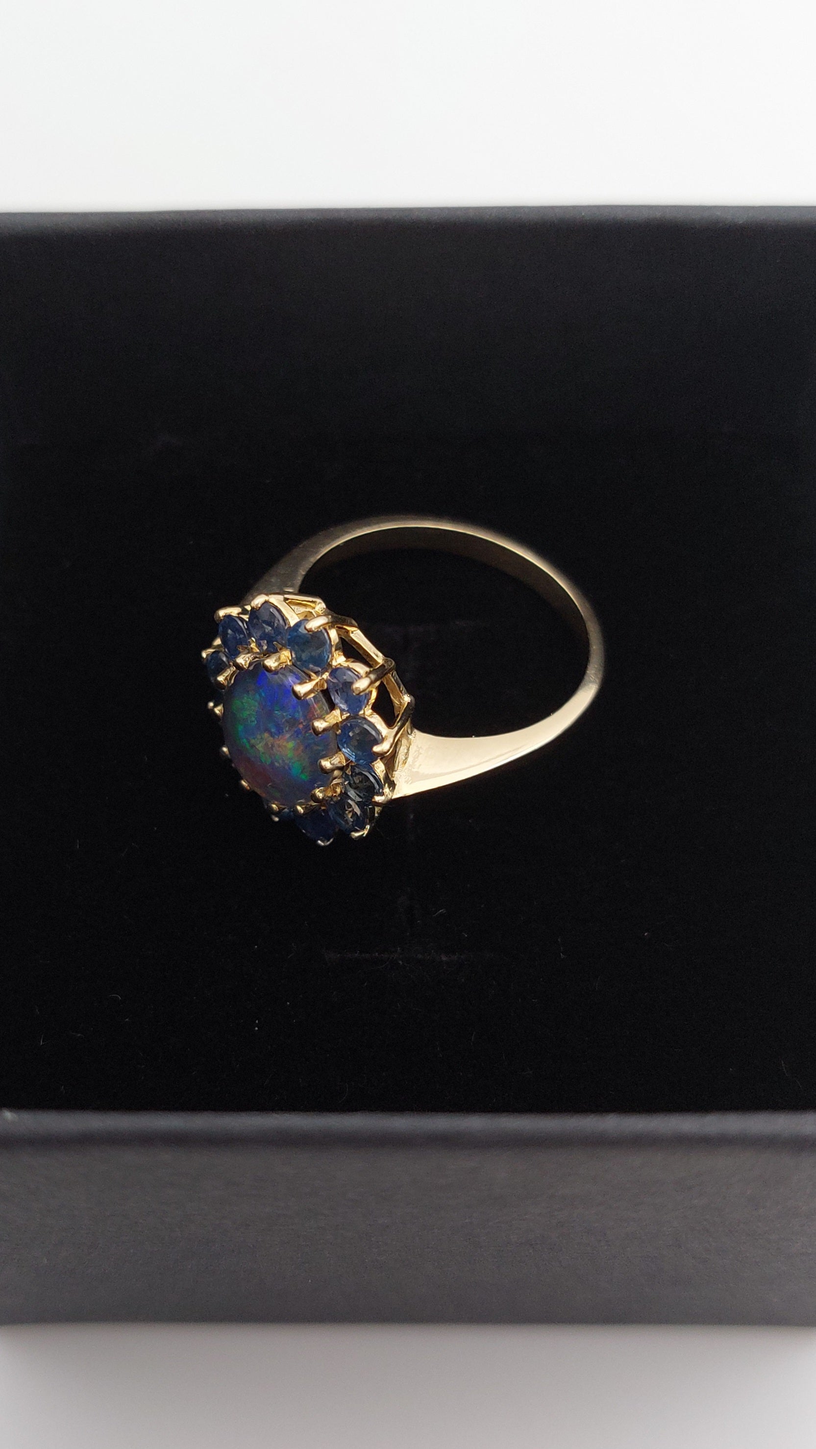 Sapphire and Opal 9ct Gold Cluster Ring