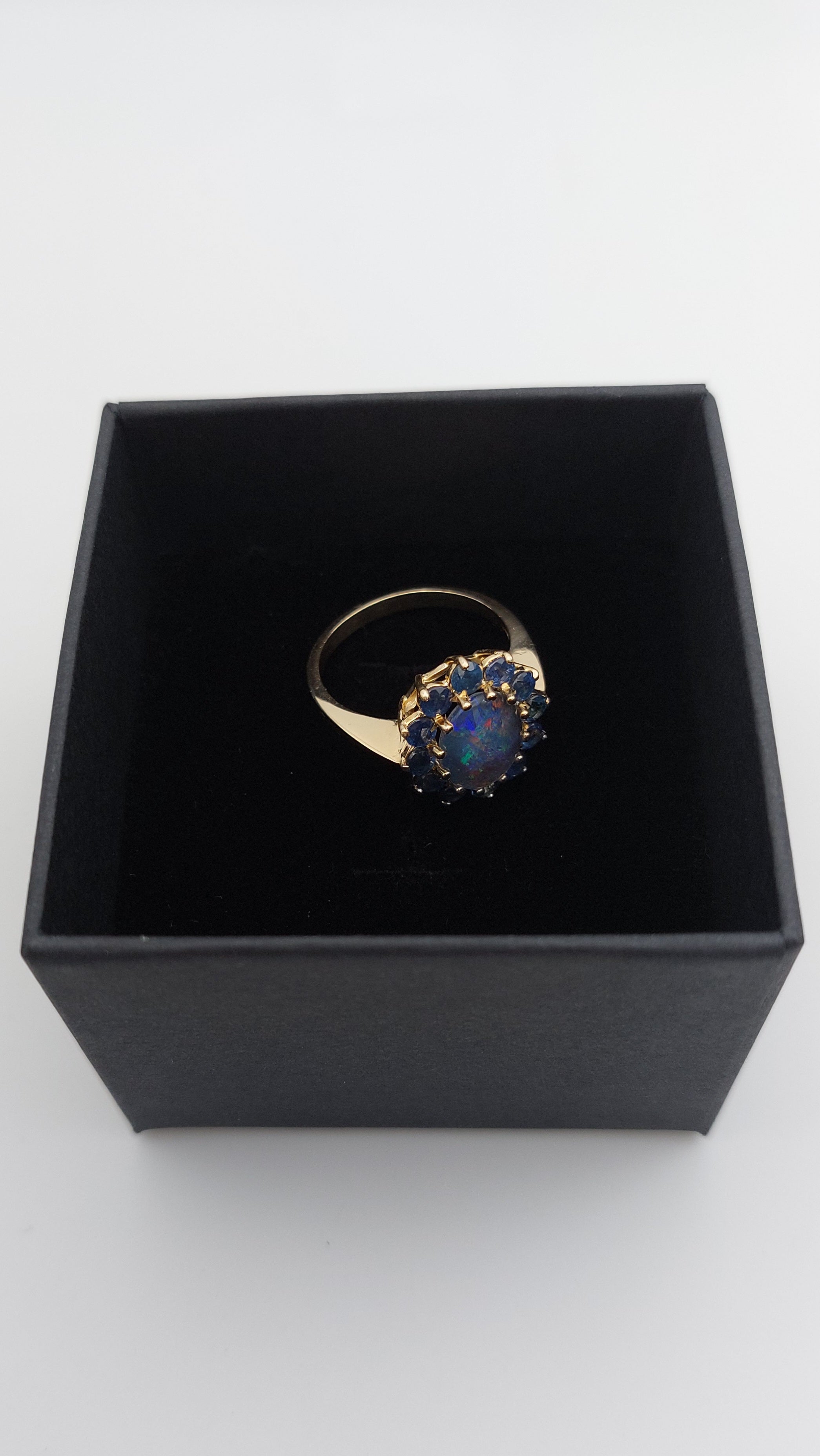 Sapphire and Opal 9ct Gold Cluster Ring